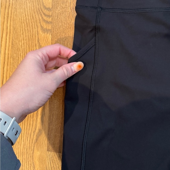 NWT Lululemon Invigorate HR legging 25” - size 20 - Picture 3 of 6